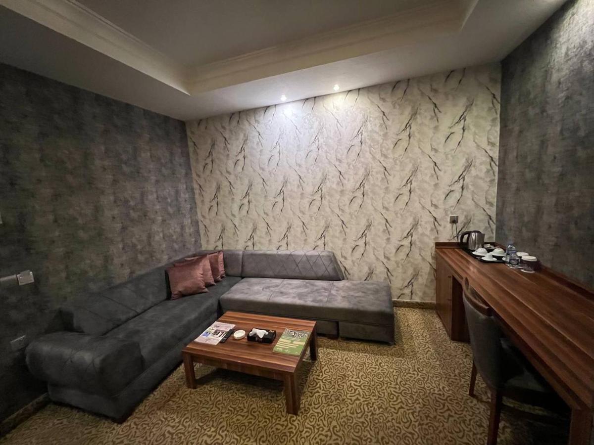 Jouhayna Hotel&Suite Erbil Esterno foto
