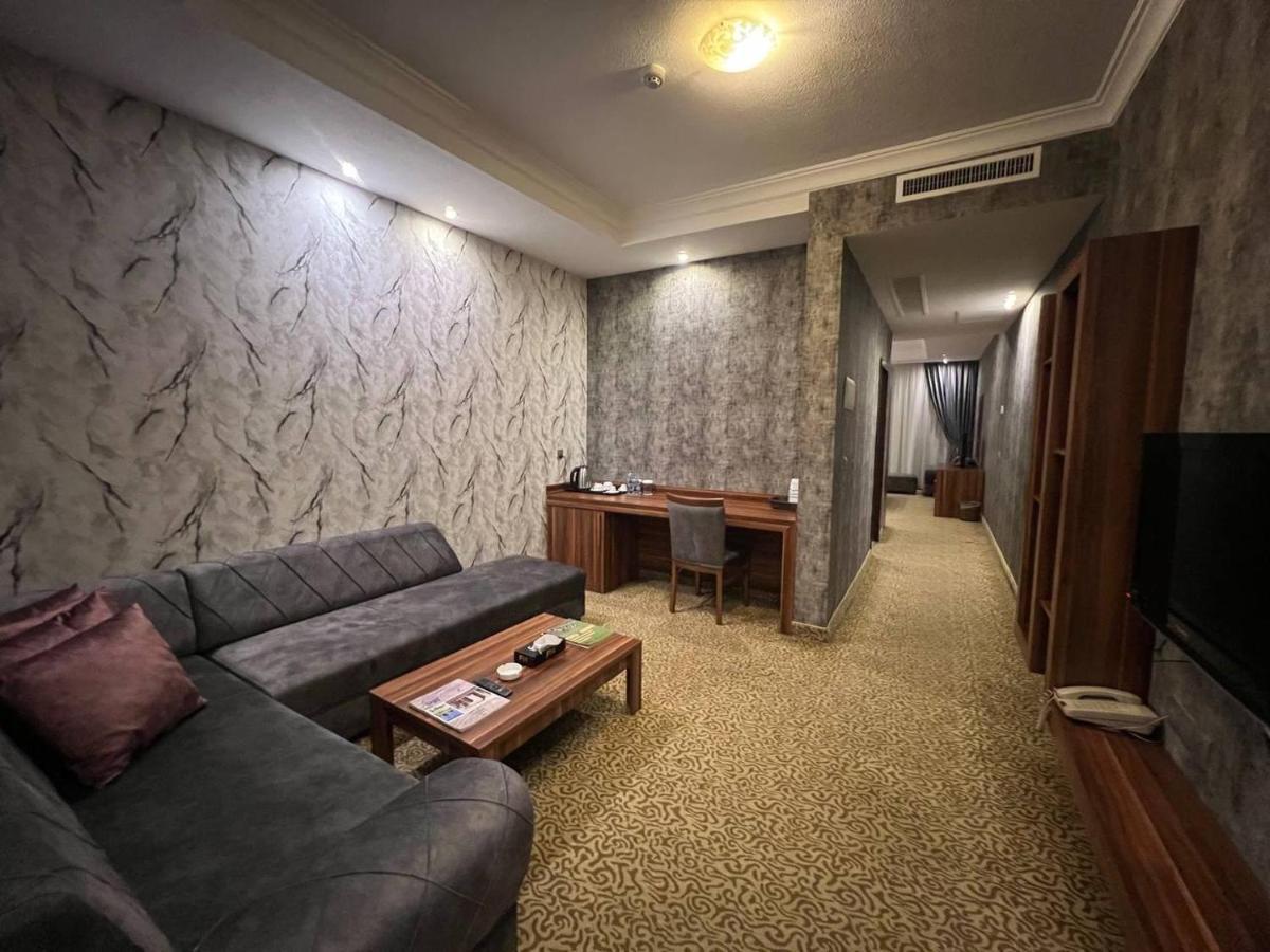 Jouhayna Hotel&Suite Erbil Esterno foto