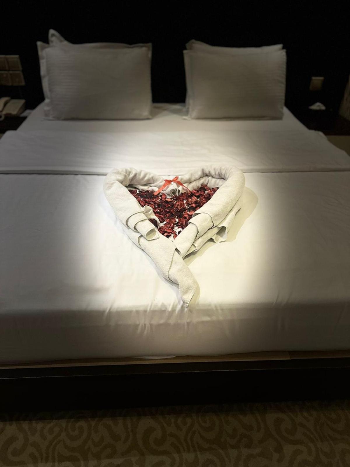 Jouhayna Hotel&Suite Erbil Esterno foto